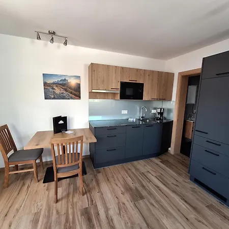 Almhaus Hochenwarter - 3 * Sonnenalpe Nassfeld